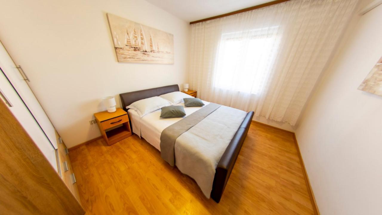 Apartments Curic Trogir Eksteriør billede